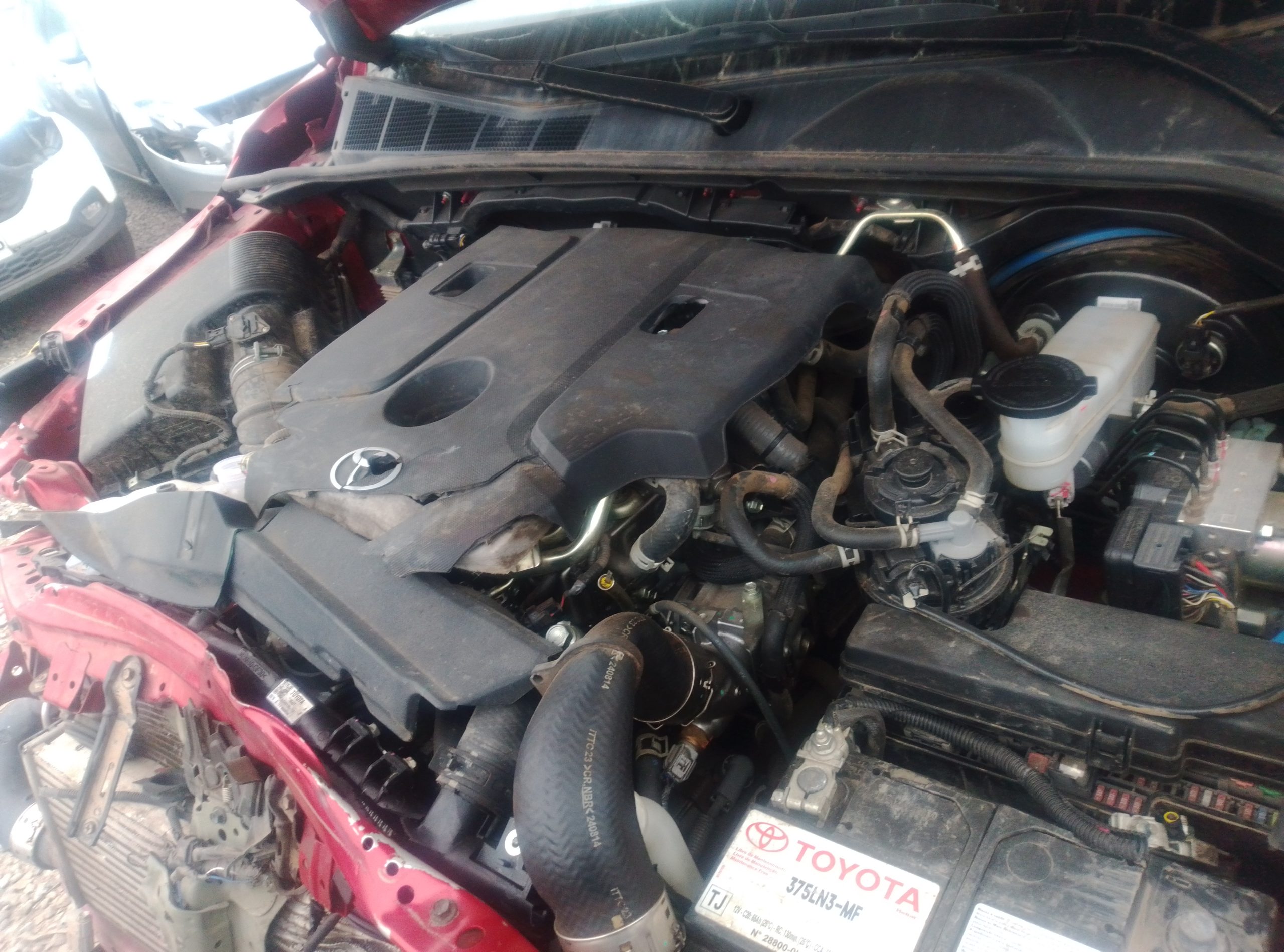 TOYOTA HILUX 2025