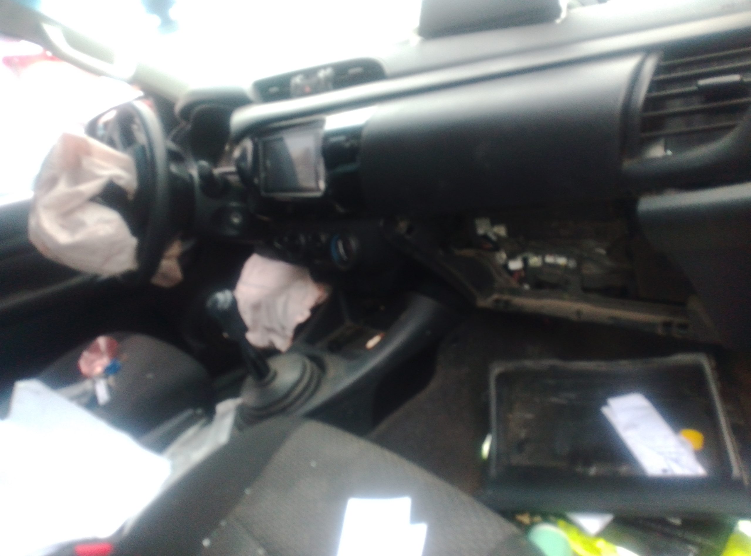 TOYOTA HILUX 2025