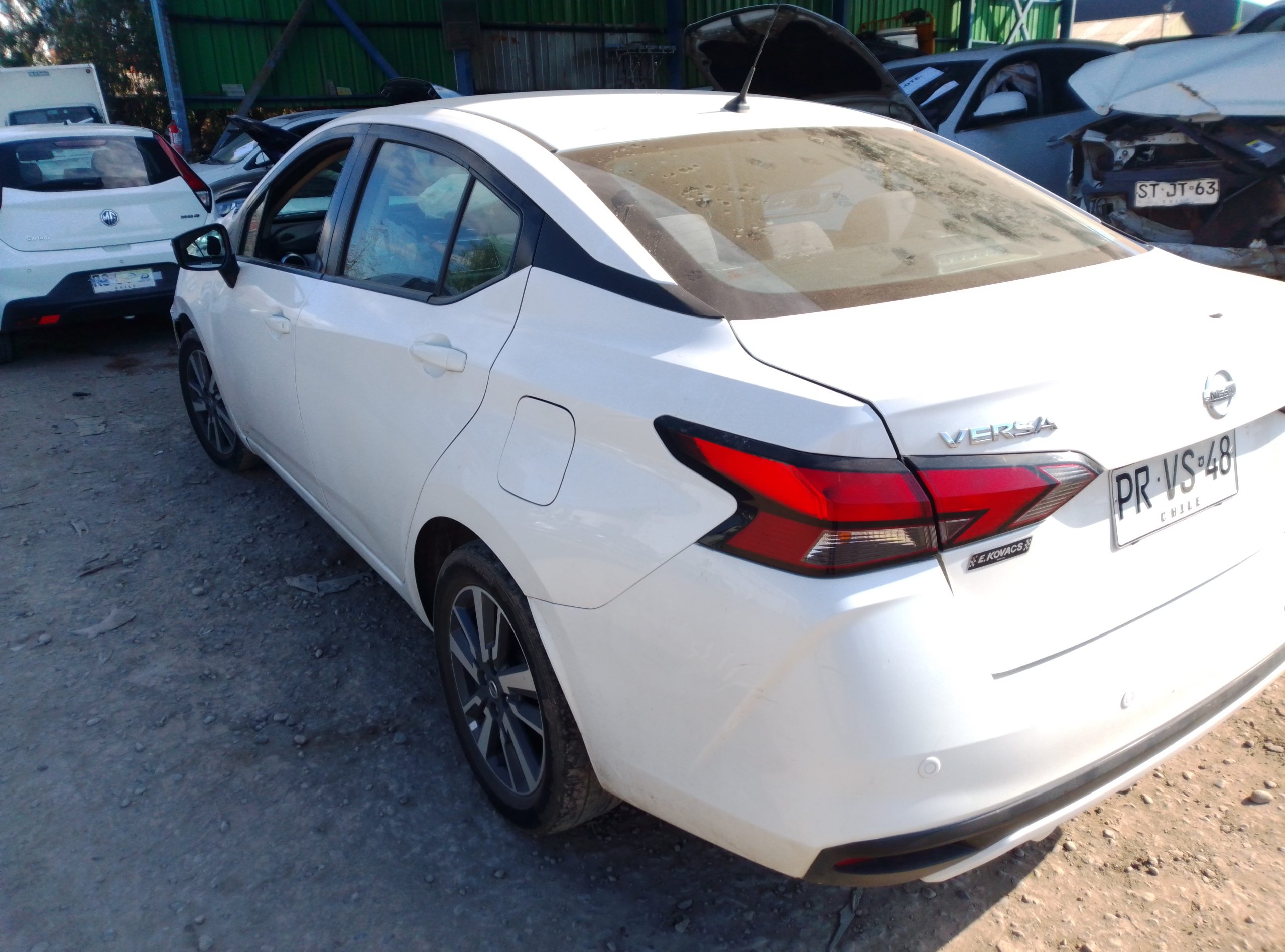 NISSAN VERSA 2021