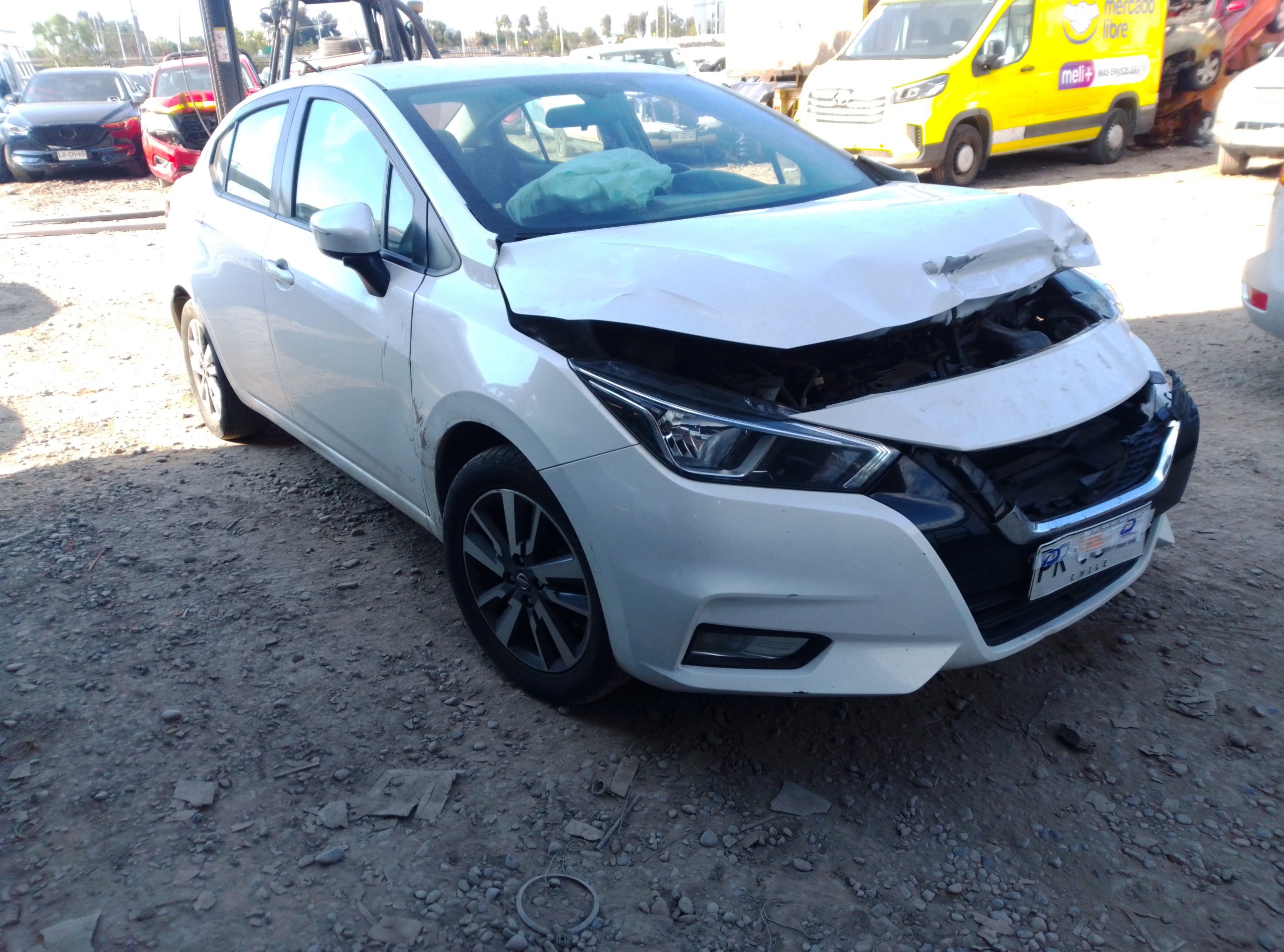 NISSAN VERSA 2021