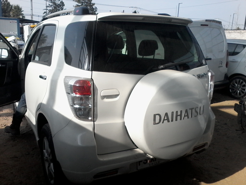 DAIHATSU TERIOS 2013