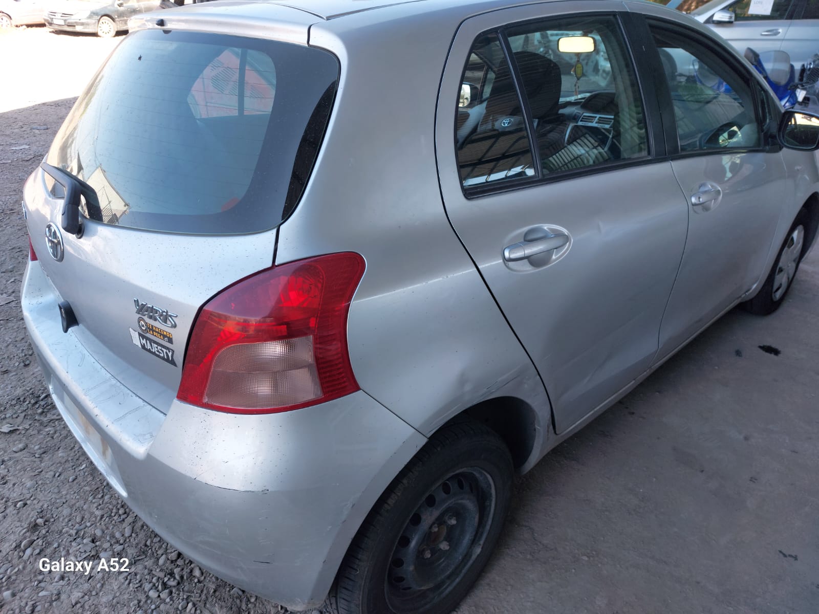 TOYOTA YARIS 2009