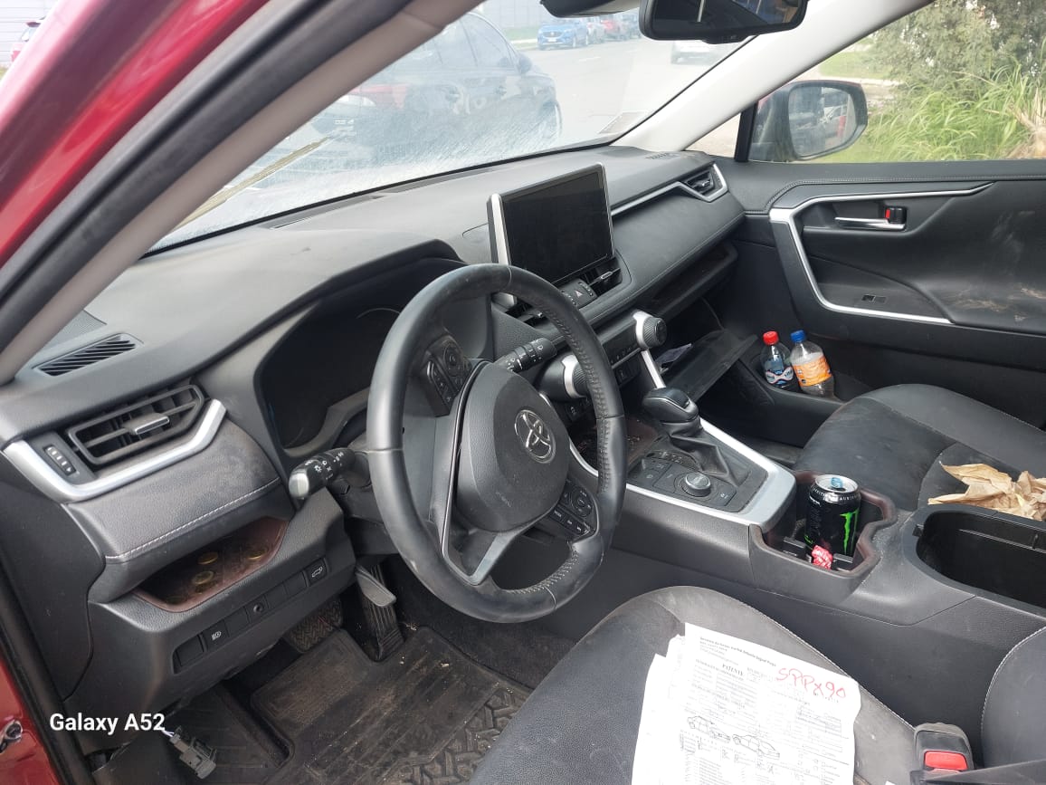 TOYOTA RAV 4 2023