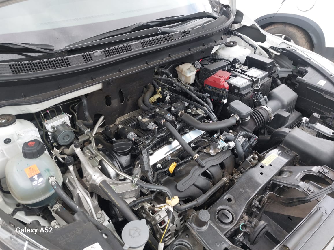 NISSAN KICKS 2024