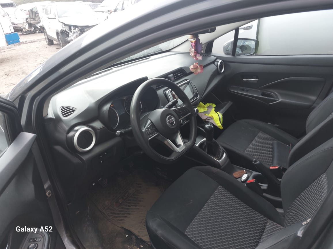 NISSAN VERSA 2021