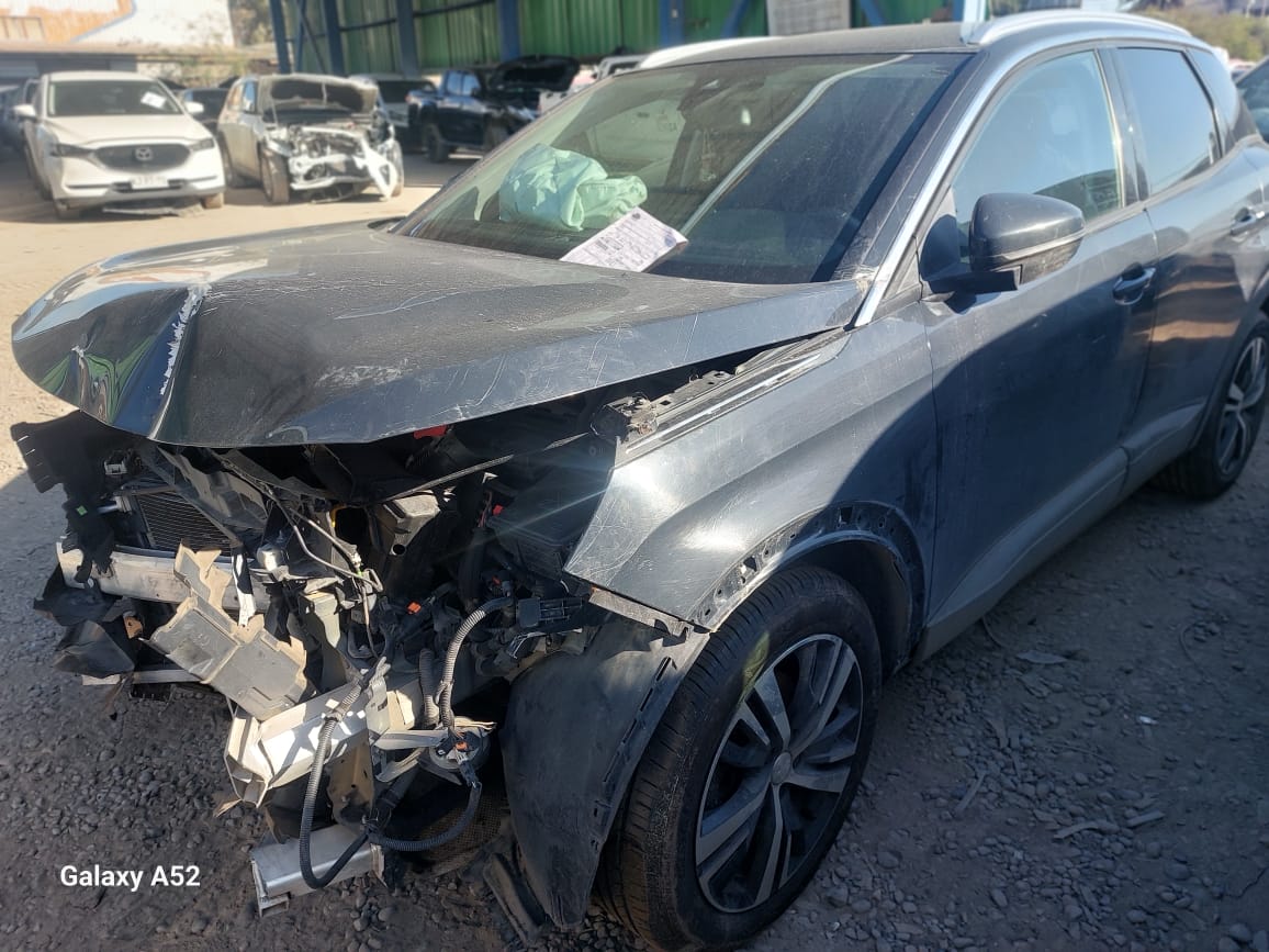 PEUGEOT 3008 2020