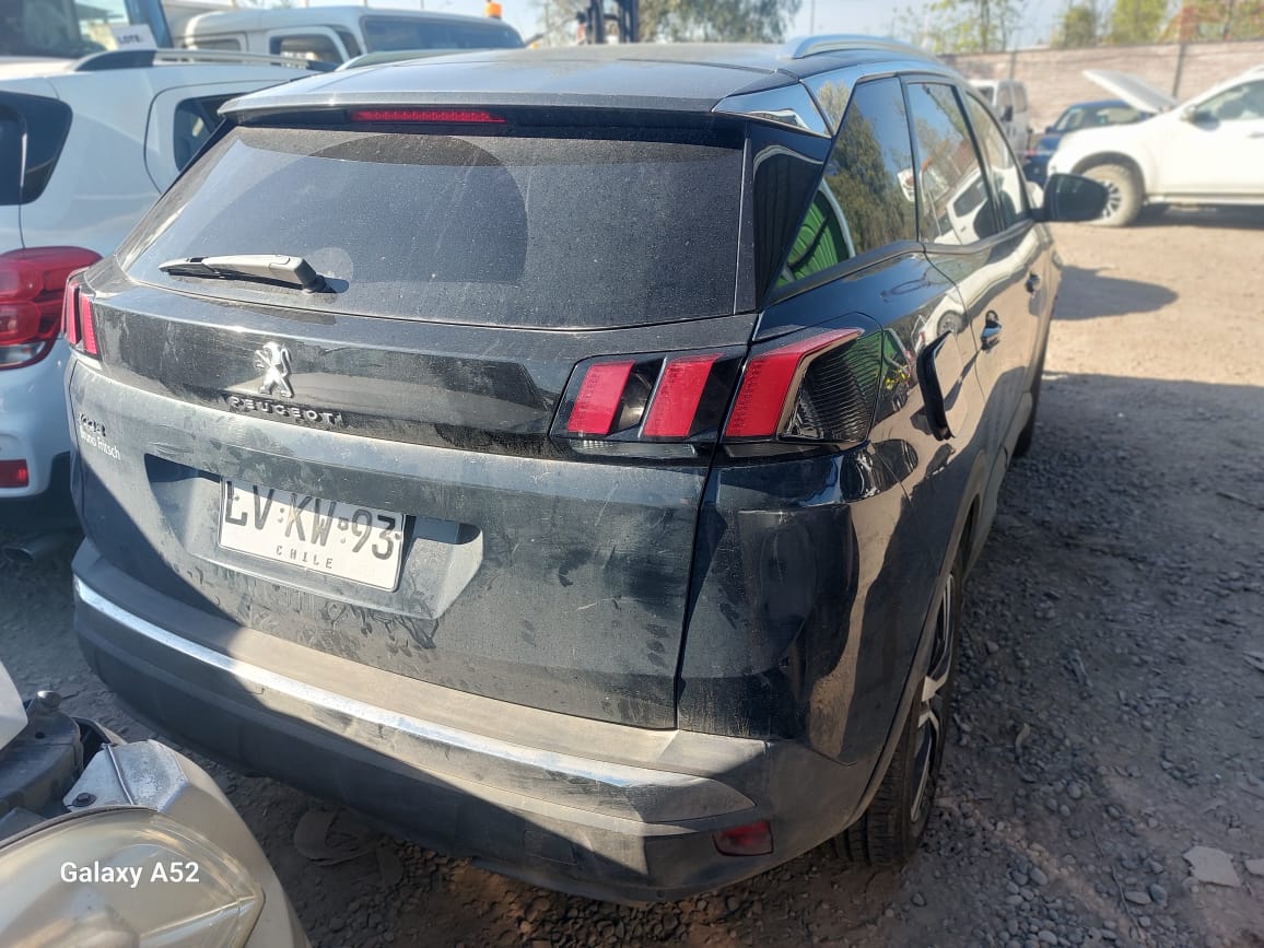 PEUGEOT 3008 2020