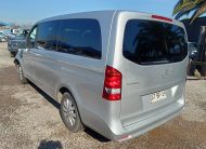 MERCEDES BENZ V220 2023