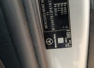 MERCEDES BENZ V220 2023