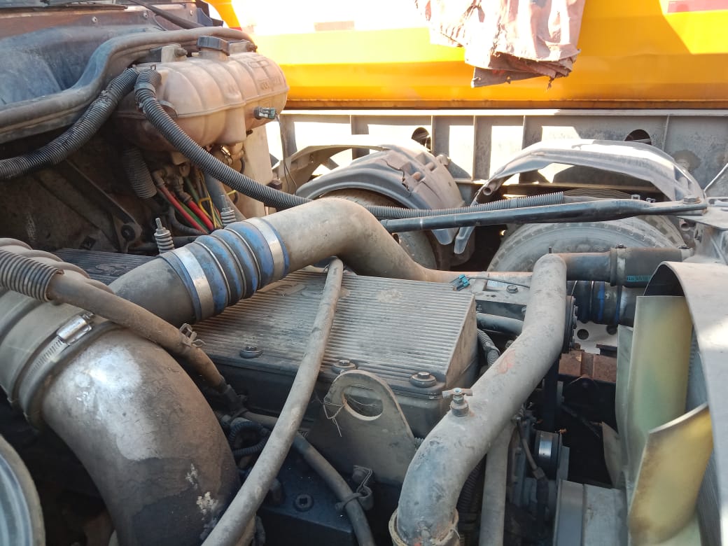 FREIGHTLINER CL 120 ST 2012